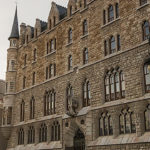 Cuentos y Dragones en Casa Botines. Talleres infantiles de la Casa Botines