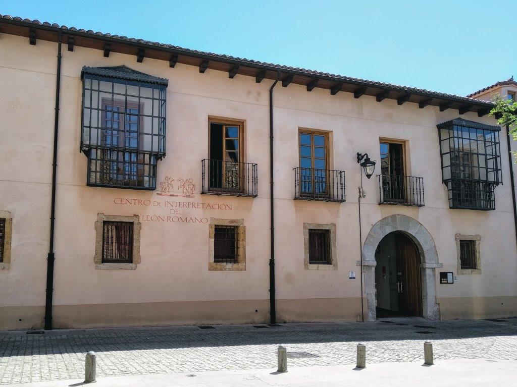 Casona Puerta Castillo